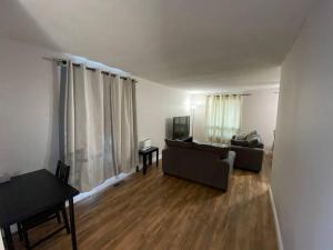 Gallery image of Kingston Comfort Hub in Kingston