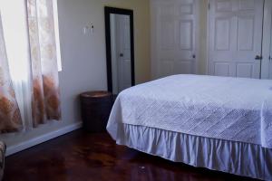 Letto o letti in una camera di Blue Paloma Bed & Breakfast