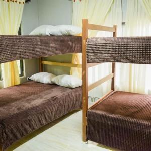 Tempat tidur susun dalam kamar di Cabaña Vacacional Donde Ibañez