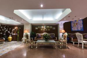 Posezení v ubytování Roseland Corp Hotel