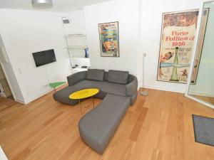 Posezení v ubytování Ostseeresidenz Sassnitz - Penthouse 19 mit Sauna, Balkon, Meerblick