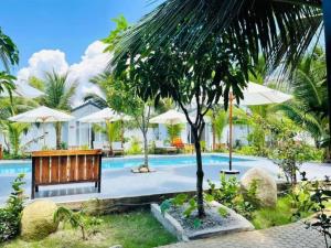 Bazén v ubytování Hoang Phuc resort nebo v jeho okolí