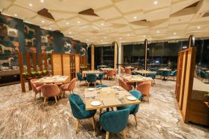 Posezení v ubytování Spree Hotel Aurangabad