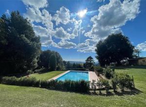 Bazén v ubytování Casa Vacanze "L'Aione" nebo v jeho okolí