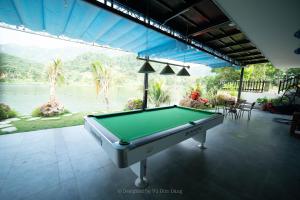 Biliár nebo kulečník v ubytování Summerly Villa Dong Do - Venuestay