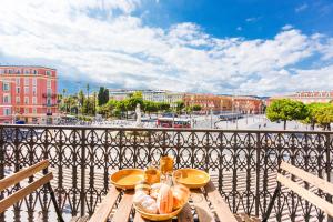 Balkón alebo terasa v ubytovaní MASSENA AP4312 By Riviera Holiday Homes
