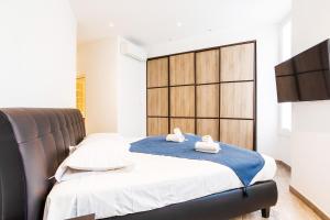 Posteľ alebo postele v izbe v ubytovaní MASSENA AP4312 By Riviera Holiday Homes