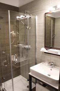 Bilik mandi di Hotel Bartoš