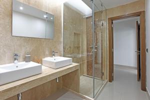 A bathroom at Villa Morro del Guincho 27