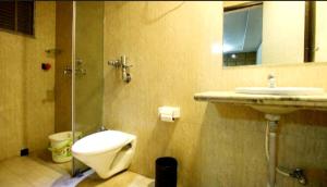 Koupelna v ubytování Hotel Roma Deluxe - New Delhi Railway Station