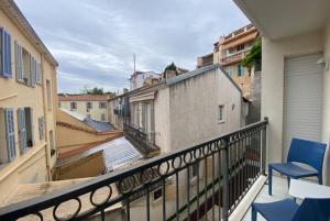 Balkón alebo terasa v ubytovaní C057-Appart fonctionnel - 4 Pers - Cannes Suquet-Clemenceau + 2 fotografie