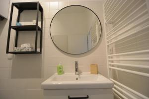 Kúpeľňa v ubytovaní 2-Rooms; Stay and relax! Near Vienna Main Station
