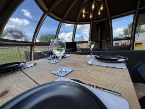 Fotografie z fotogalerie ubytování Sunrise Dome Tent v destinaci Tenby