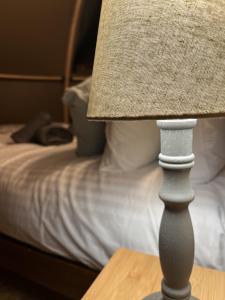 Postel nebo postele na pokoji v ubytování Sunrise Dome Tent