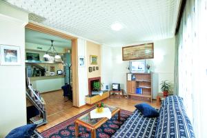 Kuchyň nebo kuchyňský kout v ubytování Keletron Hotel - Bike and motorcycle friendly hotel