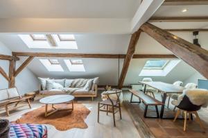 Posedenie v ubytovaní Appartement Soffitta - Welkeys