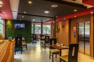 Ресторан / где поесть в Hotel Ferré Boulevard