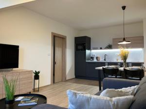 Kuchnia lub aneks kuchenny w obiekcie Apartmán Nahoře