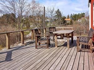 Balkón nebo terasa v ubytování 6 person holiday home in VAXHOLM-By Traum