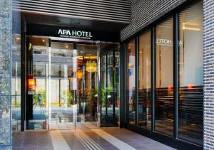 Fasadas ar įėjimas į apgyvendinimo įstaigą APA Hotel Midosuji Honmachi Ekihigashi