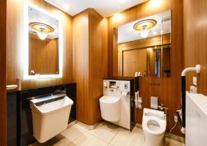 Vonios kambarys apgyvendinimo įstaigoje APA Hotel Midosuji Honmachi Ekihigashi