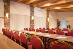 Konferenční prostory v ubytování Hotel Honti Wellness és Konferencia Szálloda