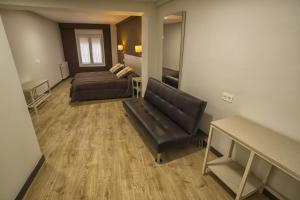 A seating area at Hostal Elvira