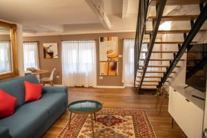 Φωτογραφία από το άλμπουμ του Grand Hotel Duchi d'Aosta Apartments στη Τεργέστη