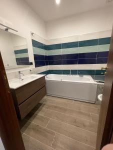 Ένα μπάνιο στο CRISPI 74.1 - Apartment
