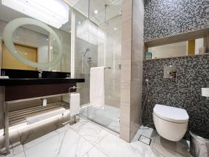 Koupelna v ubytování Grayton Hotel by Blazon Hotels