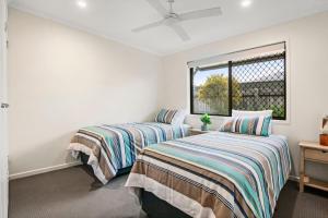 Ένα ή περισσότερα κρεβάτια σε δωμάτιο στο Caldwell St 5 Unit 2 Golden Beach