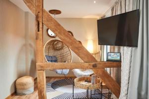TV a/nebo společenská místnost v ubytování Flair Hotel Werbetal