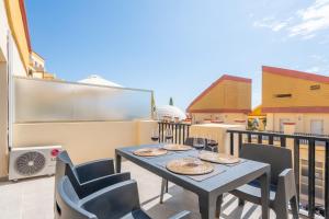 Balkón nebo terasa v ubytování SÖK LA ROMANA seafront Marbella