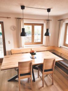 Fotografia z galérie ubytovania Ferienwohnung Point v destinácii Hainzenberg