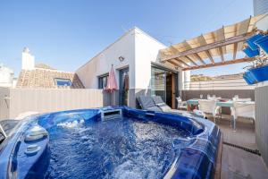 Basen w obiekcie Apartamentos Gibralfaro Centro lub w pobliżu