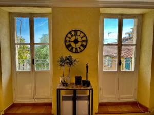 Φωτογραφία από το άλμπουμ του Résidence Place Poullan στο Βιλφράνς-συρ-Μερ