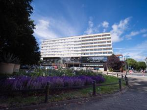 Budynek, w którym mieści się hotel