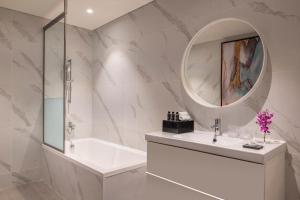 ห้องน้ำของ Steigenberger Residence Doha