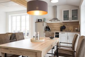 Kuchyň nebo kuchyňský kout v ubytování Gut Groß Fedderwarden, Ferienwohnung Alma