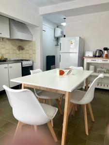 Kuchyň nebo kuchyňský kout v ubytování depto "A" 1 dormitorio centro + 3 fotografie