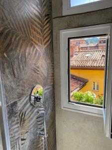 A balcony or terrace at La Perla del Centro