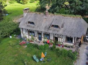 STUDIO CHAUMIERE sur un domaine de 10 hectares