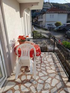 Balcó o terrassa a Apartman Gulab Krushevo