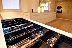 Φωτογραφία από το άλμπουμ του Designer-Loft mit Whirlpool στην Κολωνία