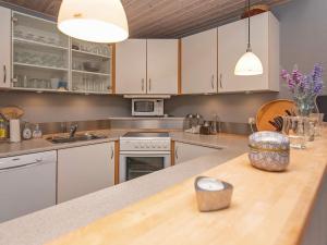 Gallery image of 8 person holiday home in Læsø in Læsø +12 photos