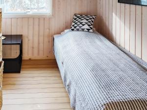 Postel nebo postele na pokoji v ubytování Holiday home Bjert XIV
