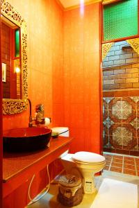 Koupelna v ubytování Irawadee Resort