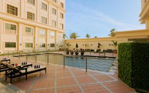 Bazén v ubytování Sunset Jeddah nebo v jeho okolí