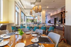 Restauracja lub miejsce do jedzenia w obiekcie Amura Alcobendas