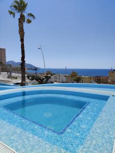 A piscina localizada em SUNSET CLIFFS sea view apartments ou nos arredores
